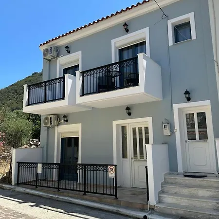 פלומרי Melinda'S Cozy Apartments מראה חיצוני תמונה