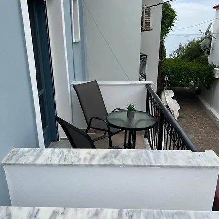 פלומרי Melinda'S Cozy Apartments מראה חיצוני תמונה
